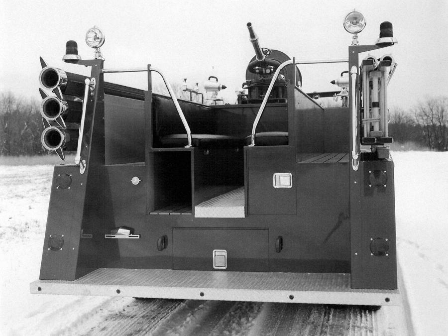  Maxim 750 GPM Pumper 1951 года  (фото 2 из 3)